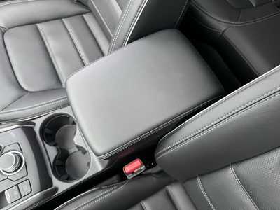 2025 Mazda CX-5, $37585. Photo 11