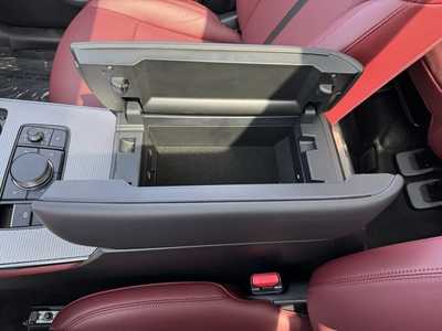 2025 Mazda CX-70, $47000. Photo 11