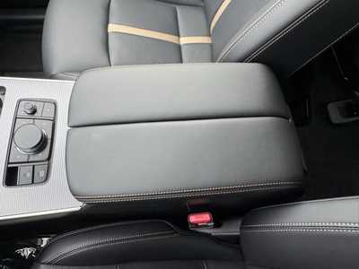 2025 Mazda CX-90, $52335. Photo 12