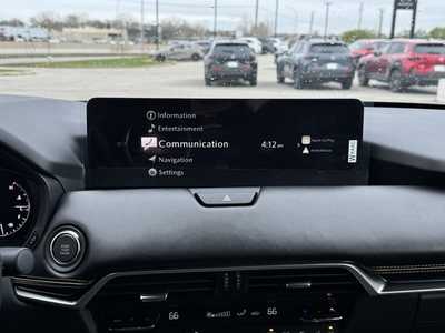 2025 Mazda CX-90, $52335. Photo 3