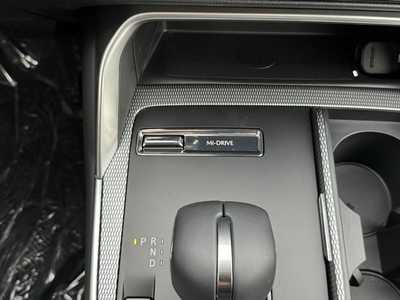 2025 Mazda CX-90, $52335. Photo 7