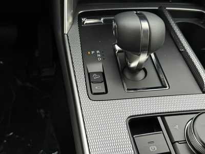 2025 Mazda CX-90, $52335. Photo 8