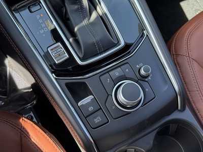 2025 Mazda CX-5, $38870. Photo 10