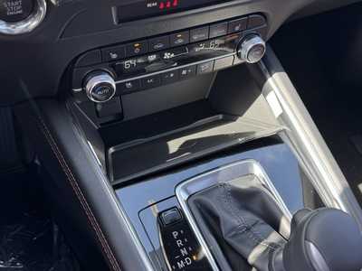 2025 Mazda CX-5, $38870. Photo 7