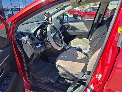 2013 Mazda Mazda5, $15000. Photo 5
