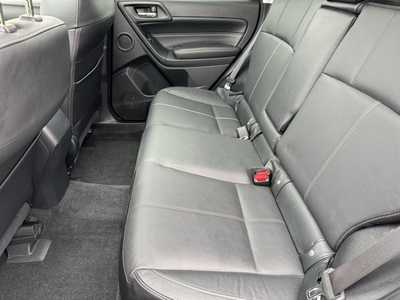 2018 Subaru Forester, $18349. Photo 8