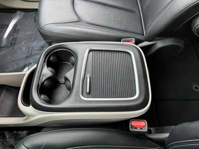 2024 Chrysler Pacifica, $30000. Photo 12