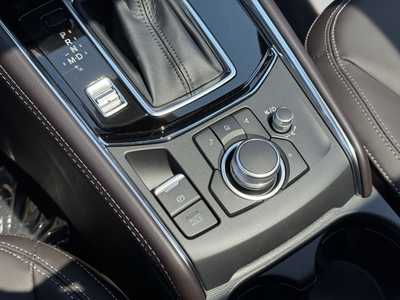 2025 Mazda CX-5, $42465. Photo 10