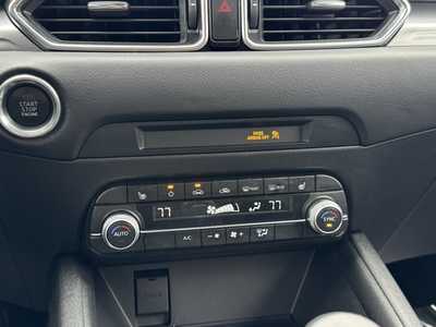 2020 Mazda CX-5, $21000. Photo 5