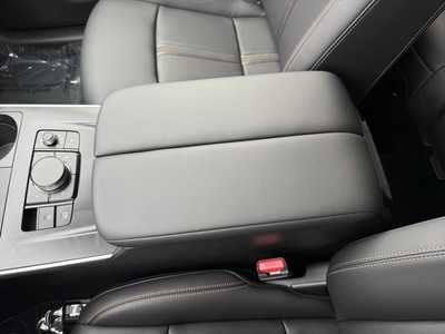 2025 Mazda CX-90, $39725. Photo 12