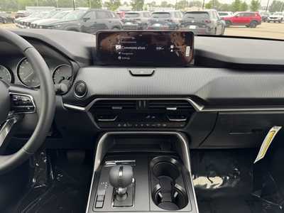 2025 Mazda CX-90, $39725. Photo 2