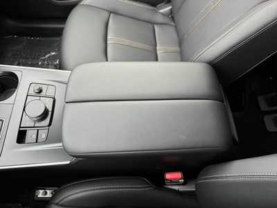 2024 Mazda CX-90, $35000. Photo 12