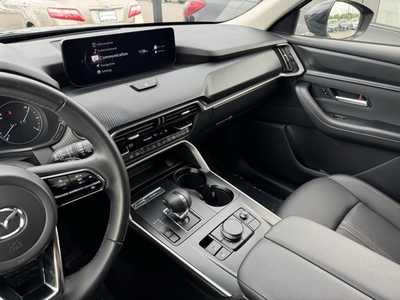 2024 Mazda CX-90, $35000. Photo 7