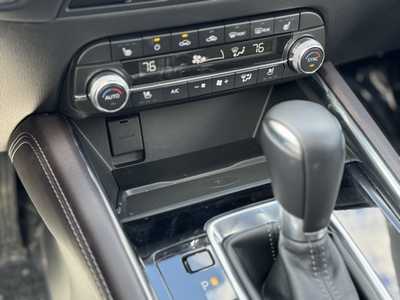 2025 Mazda CX-5, $38449. Photo 6
