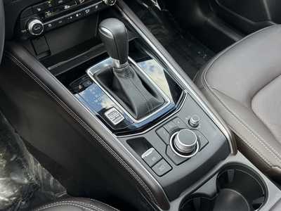 2025 Mazda CX-5, $38449. Photo 9