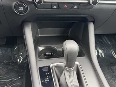2025 Mazda Mazda3, $24349. Photo 6