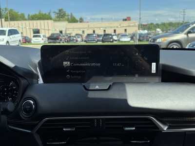 2025 Mazda CX-70, $60640. Photo 3