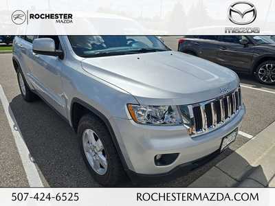 2011 Jeep Grand Cherokee, $9000. Photo 1