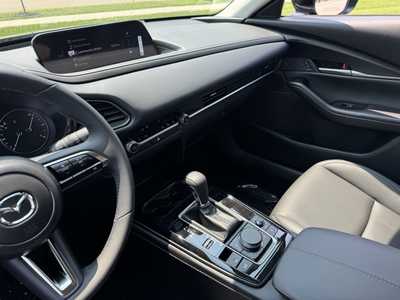 2025 Mazda CX-30, $28685. Photo 6