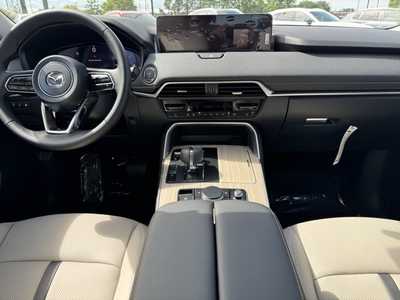 2025 Mazda CX-90, $51625. Photo 2
