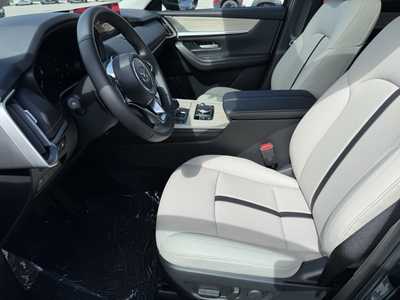 2025 Mazda CX-90, $51625. Photo 5