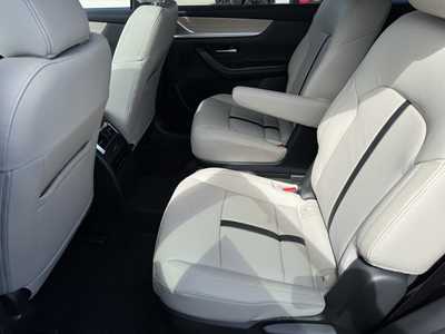 2025 Mazda CX-90, $51625. Photo 7
