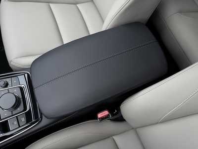 2025 Mazda CX-30, $30635. Photo 10