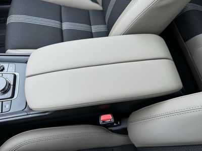 2025 Mazda CX-50, $36440. Photo 11