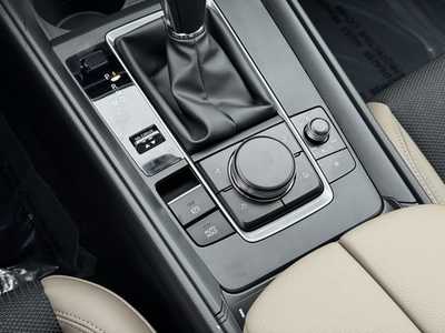 2025 Mazda CX-50, $36440. Photo 9