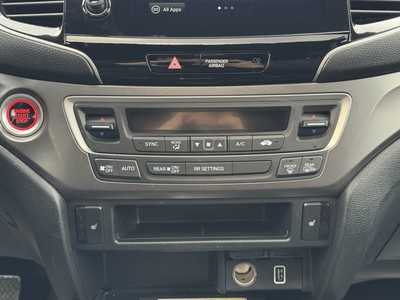 2022 Honda Passport, $33899. Photo 5