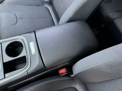 2022 Hyundai Santa Fe, $25000. Photo 11