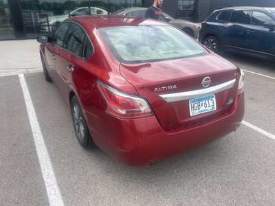 2014 Nissan Altima, $6500. Photo 2