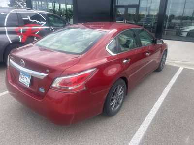 2014 Nissan Altima, $6500. Photo 3