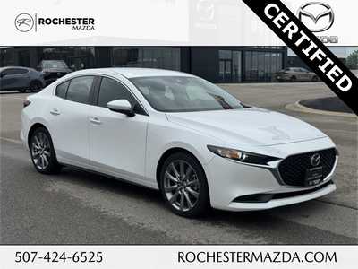 2021 Mazda Mazda3, $20599. Photo 1