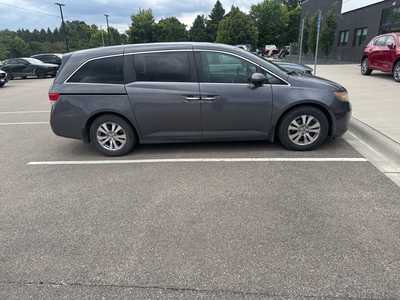 2016 Honda Odyssey, $12500. Photo 3