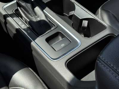 2018 Ford Escape, $15500. Photo 10