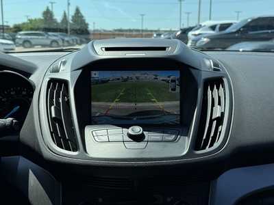 2018 Ford Escape, $15500. Photo 4