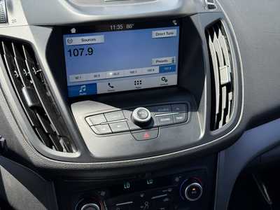 2018 Ford Escape, $15500. Photo 5