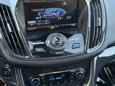 2013 Ford Escape, $12349. Photo 5