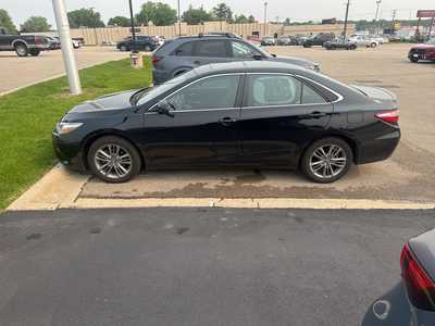 2016 Toyota Camry, $17999. Photo 3