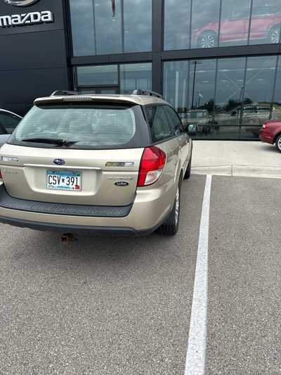 2008 Subaru Outback, $8000. Photo 4