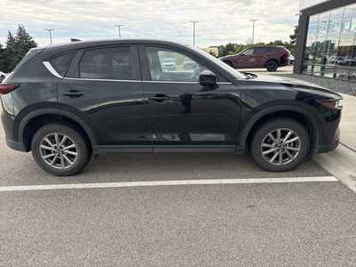 2022 Mazda CX-5, $25699. Photo 3