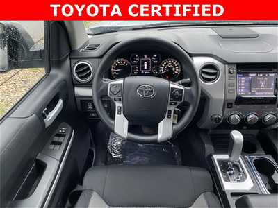 2019 Toyota Tundra Crew Cab, $41499. Photo 9