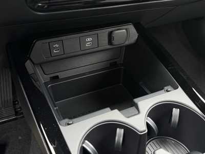 2024 Toyota Prius, $40153. Photo 12