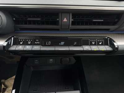 2024 Toyota Prius, $40153. Photo 9