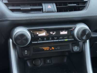2021 Toyota RAV4, $23999. Photo 5
