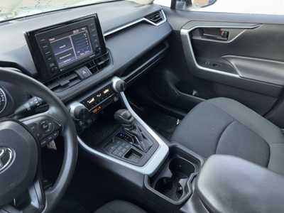 2021 Toyota RAV4, $23999. Photo 7
