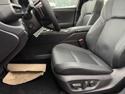 2025 Toyota Crown, $59727. Photo 4