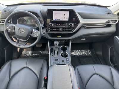 2024 Toyota Highlander, $40599. Photo 10