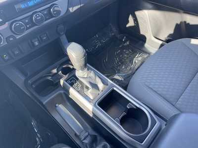 2022 Toyota Tacoma, $35299. Photo 11